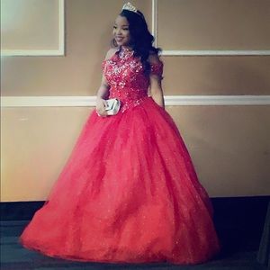 Red ball gown Quince dress. CASHAPP/PAYPAL ONLY !